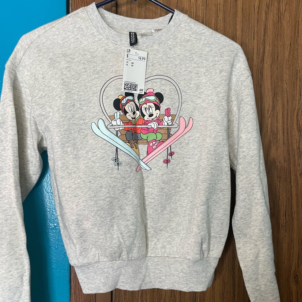 H&M minnie and mickey mouse sweater